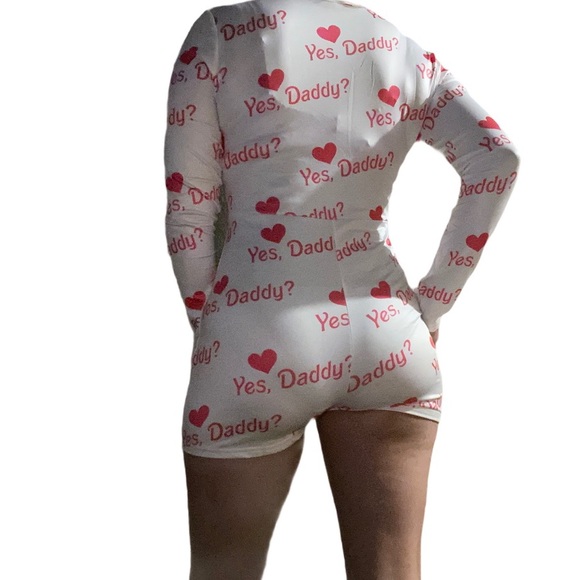 NEW onesie pjs - Picture 4 of 9